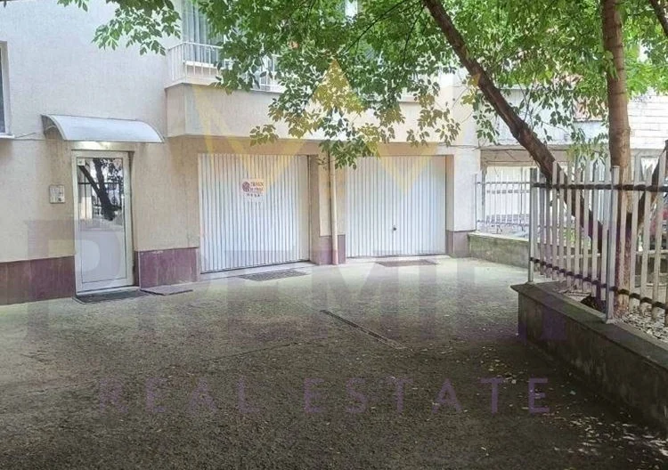 Тристаен апартамент в кв.Кършияка, Пловдив -  - снимка 14 - Имоти Премиер