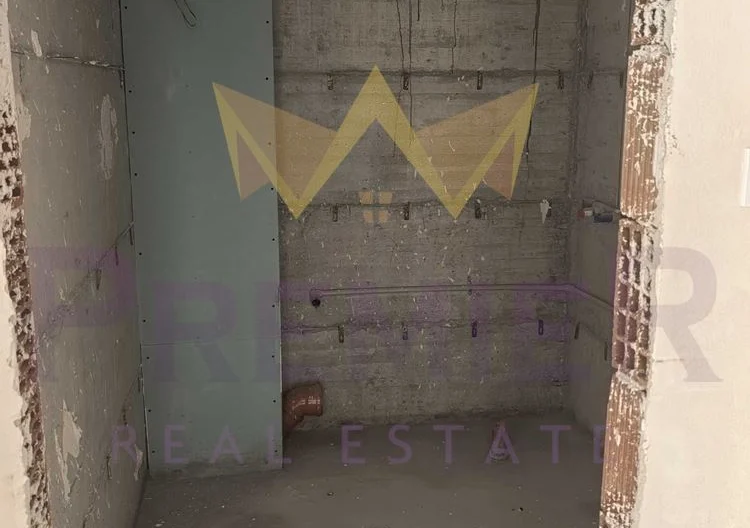 Тристаен апартамент в кв.Тракия -  - снимка 1 - Имоти Премиер