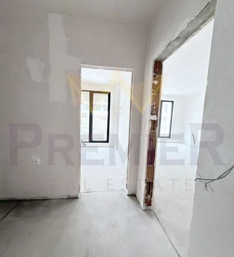 Тристаен апартамент в кв.Тракия, гр.Пловдив -  - снимка 2 - Имоти Премиер