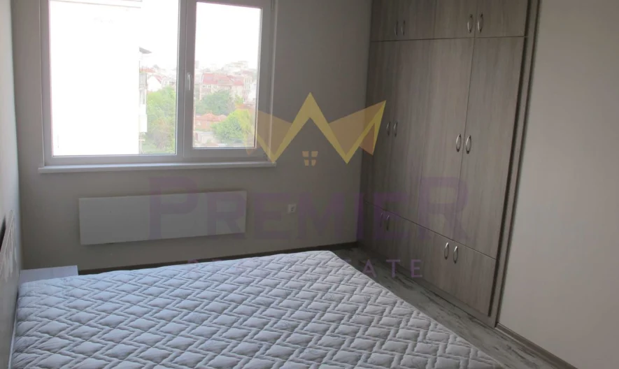 Тристаен апартамент в кв.Въстанически -  - снимка 7 - Имоти Премиер