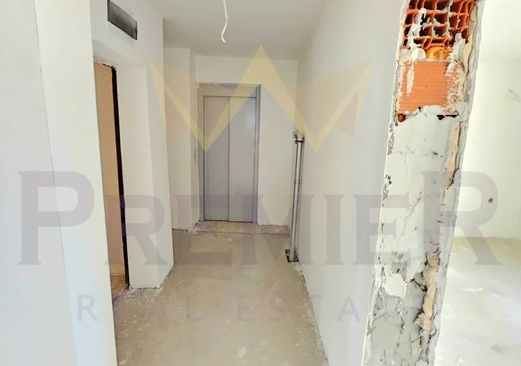 Тристаен апартамент в кв.Витоша -  - снимка 17 - Имоти Премиер