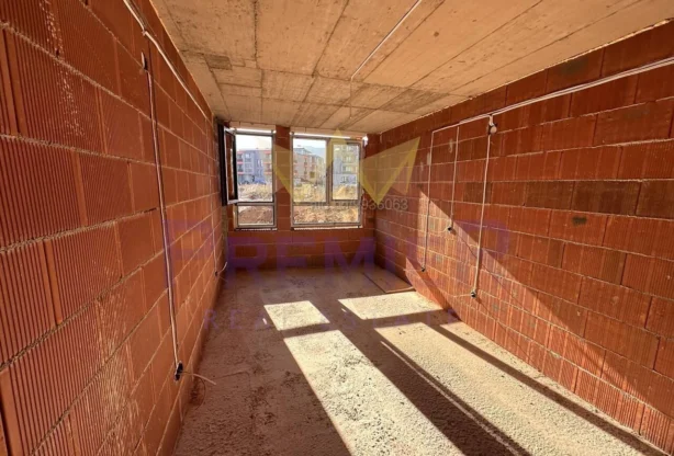 Агенция за недвижими имоти - Имоти Премиер - имот - 964856, Цена: 185000 EUR