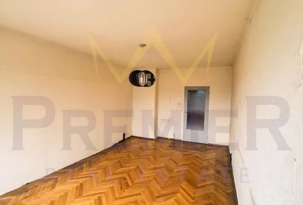 Тристаен апартамент в Надежда 1 -  - снимка 2 - Имоти Премиер