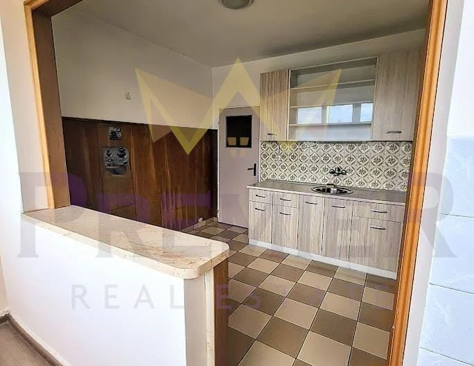 Тристаен апартамент в Надежда 1 -  - снимка 8 - Имоти Премиер