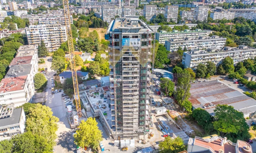 Тристаен апартамент  в  нова луксозна сграда -  - снимка 21 - Имоти Премиер