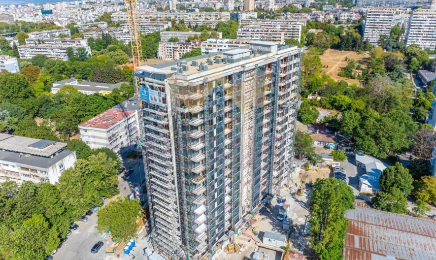 Тристаен апартамент  в  нова луксозна сграда -  - снимка 22 - Имоти Премиер