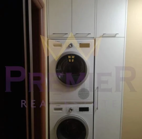 Тристаен апартамент в р-н Оборище - - снимка 10 - Имоти Премиер