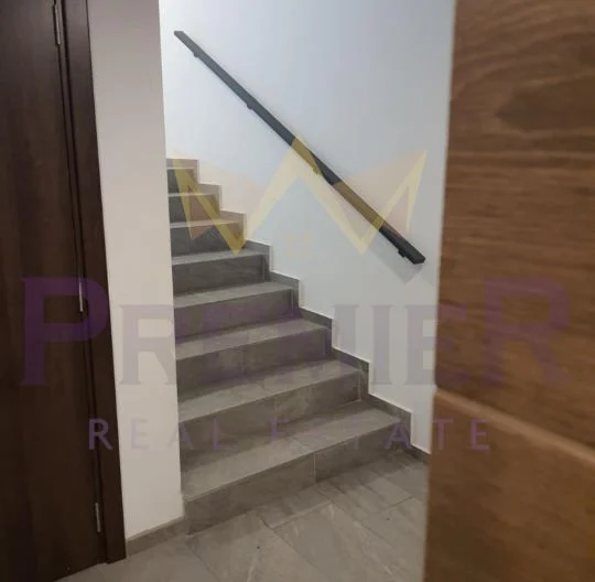 Тристаен апартамент в р-н Оборище -  - снимка 13 - Имоти Премиер