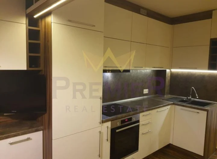 Тристаен апартамент в р-н Оборище -  - снимка 4 - Имоти Премиер