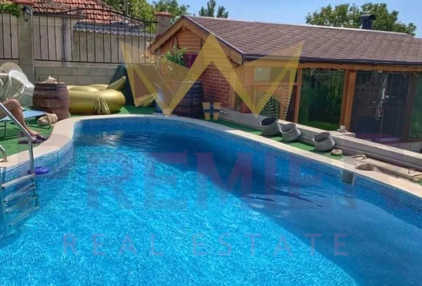 Агенция за недвижими имоти - Имоти Премиер - имот - 641001, Цена: 66400 EUR