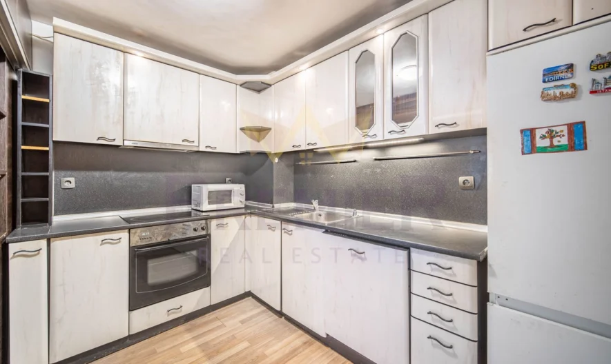 Тристаен апартамент в сърцето на Варна - - снимка 5 - Имоти Премиер