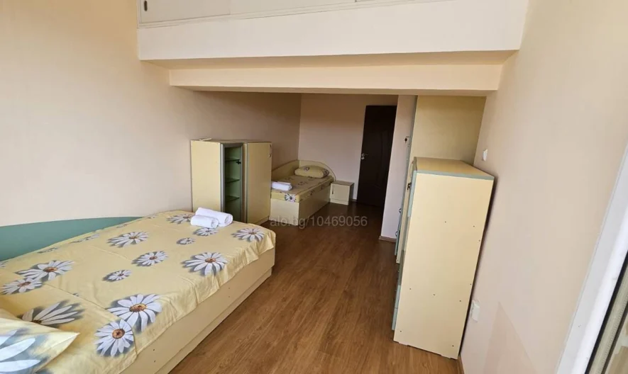 Тристаен апартамент в широкия център на Царево - - снимка 4 - Имоти Премиер