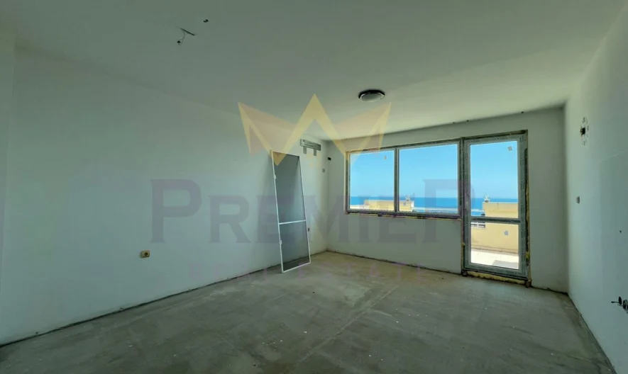 Тристаен Апартамент в Свети Влас – на 20 метра от плажа - - снимка 1 - Имоти Премиер