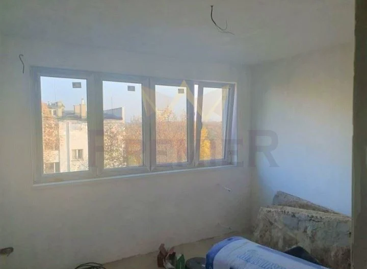 Тристаен апартамент в т в кв.Лозенец - - снимка 2 - Имоти Премиер