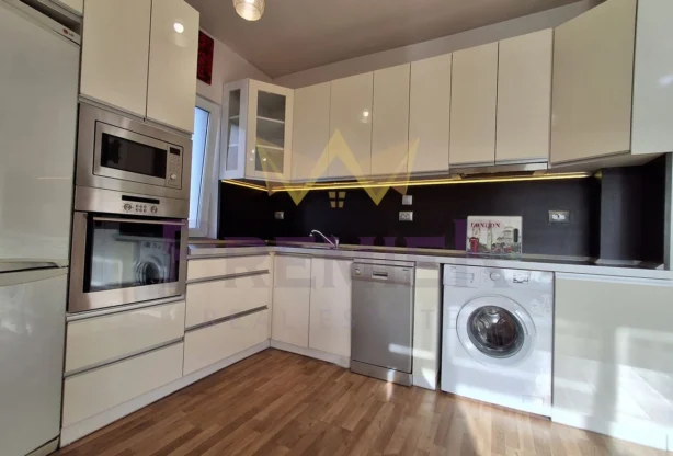 Агенция за недвижими имоти - Имоти Премиер - имот - 1096912, Цена: 215000 EUR