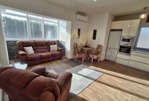 Агенция за недвижими имоти - Имоти Премиер - имот - 1096912, Цена: 215000 EUR