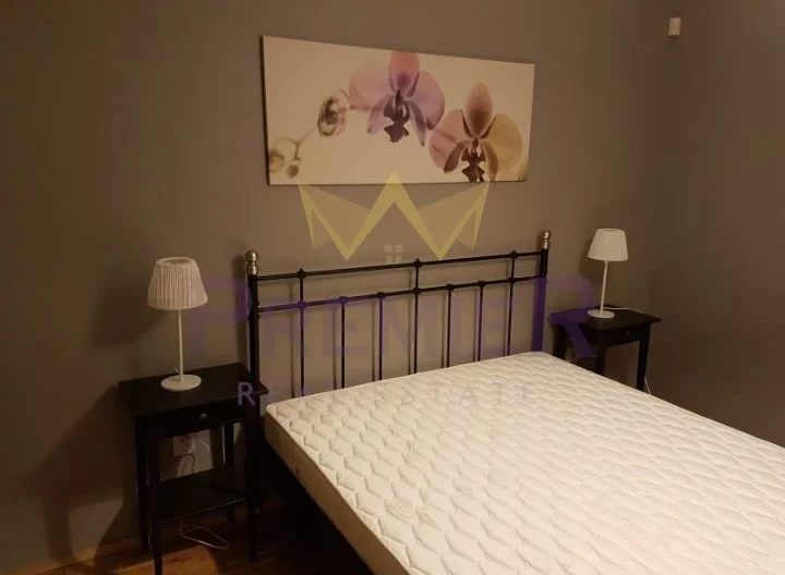 Тристаен апартамент в Център -  - снимка 10 - Имоти Премиер