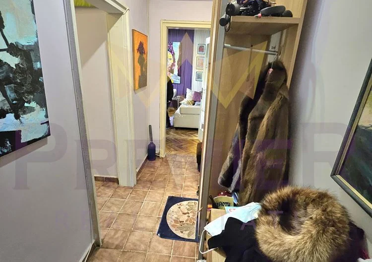 Тристаен апартамент в Център -  - снимка 14 - Имоти Премиер