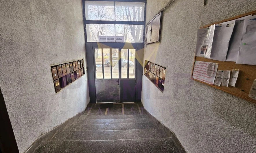 Тристаен апартамент в Център -  - снимка 22 - Имоти Премиер