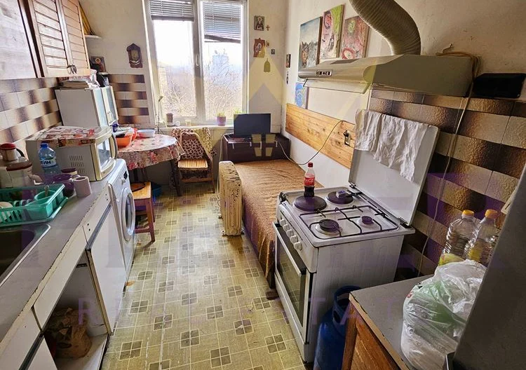 Тристаен апартамент в Център -  - снимка 23 - Имоти Премиер