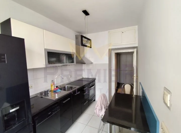 Тристаен апартамент в Центъра - - снимка 3 - Имоти Премиер