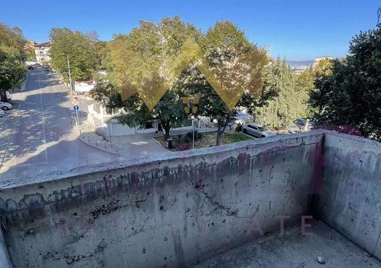 Тристаен апартамент в центъра на Аспарухово - - снимка 11 - Имоти Премиер