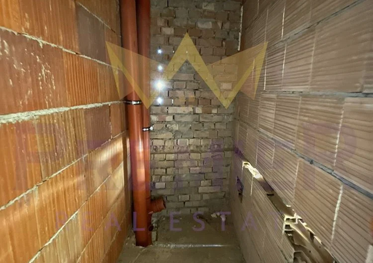 Тристаен апартамент в центъра на Аспарухово - - снимка 7 - Имоти Премиер