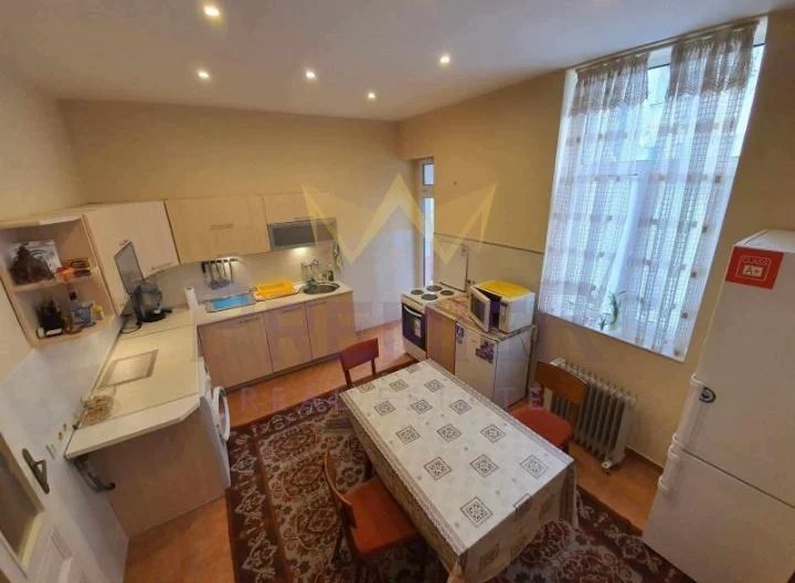 Тристаен апартамент в Центъра на София -  - снимка 7 - Имоти Премиер