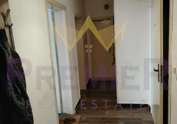 Тристаен апартамент в централната част на град Добрич - - снимка 3 - Имоти Премиер