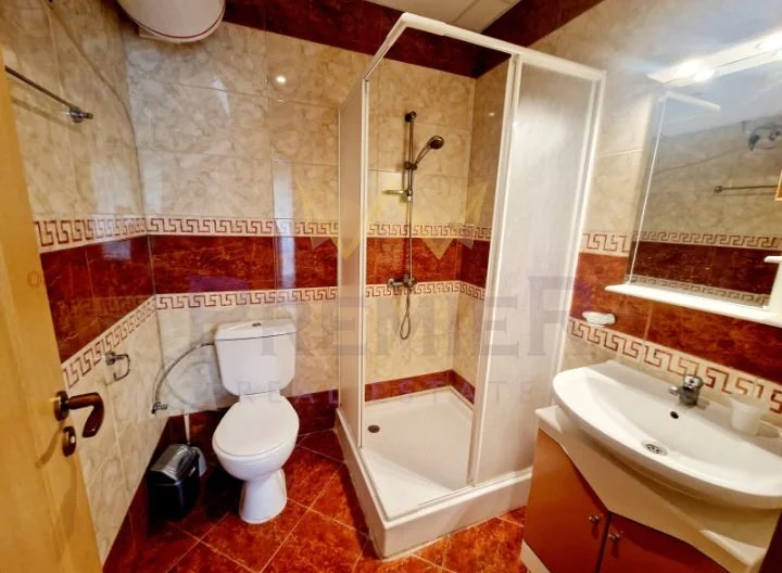 Тристаен Апартамент в затворен комплекс к.к Елените -  - снимка 8 - Имоти Премиер