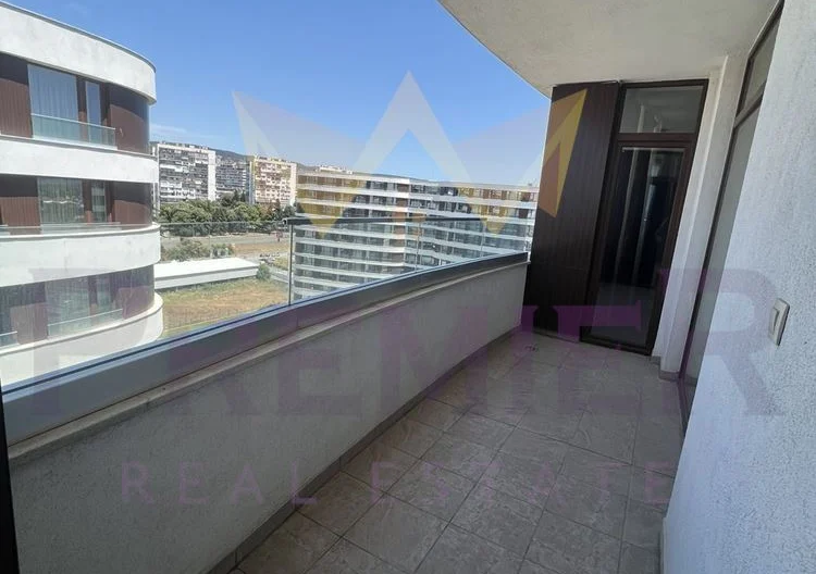 ТРИСТАЕН АПАРТАМЕНТ В ЗАТВОРЕН КОМПЛЕКС СИТИ ПАРК -  - снимка 17 - Имоти Премиер