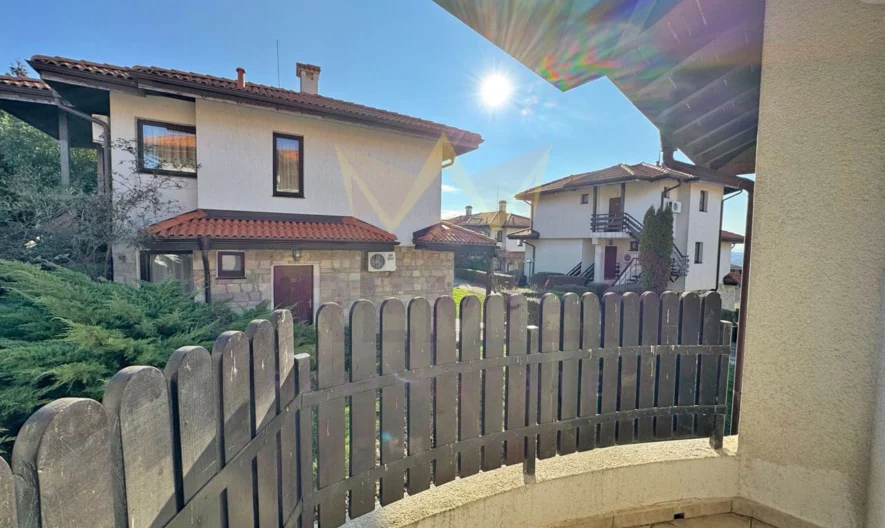 Тристаен апартамент в затворен комплекс в Кошарица – спокойствие и комфорт до морето! 90м2 - - снимка 17 - Имоти Премиер