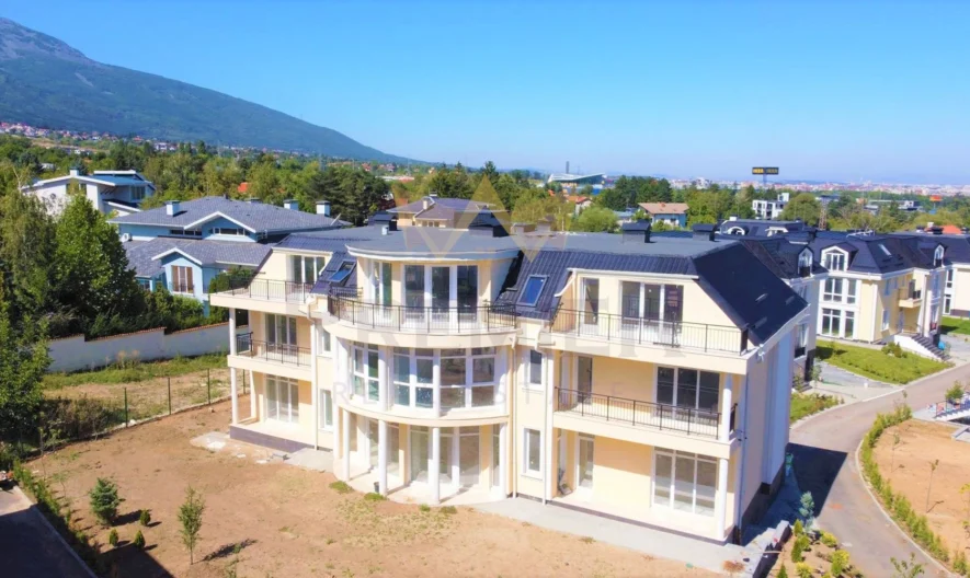 Тристаен апартамент в затворен комплекс в.з.Малинова долина -  - снимка 1 - Имоти Премиер