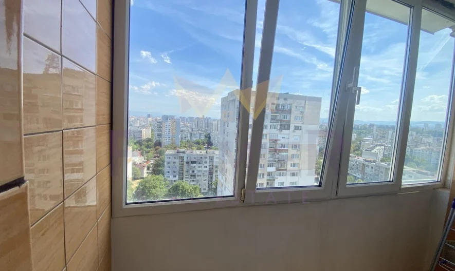 Тристаен апартамент в  ж.к.  Красна Поляна 1 -  - снимка 13 - Имоти Премиер