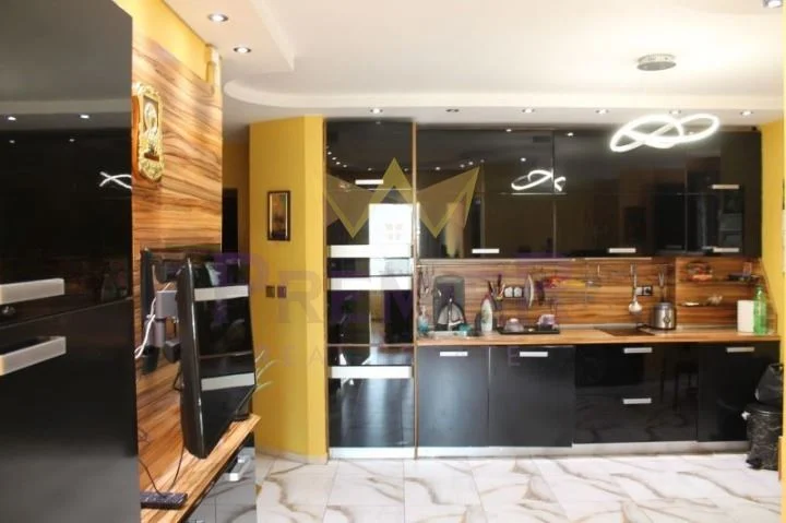 Агенция за недвижими имоти - Имоти Премиер - имот - 1051603, Цена: 298000 EUR