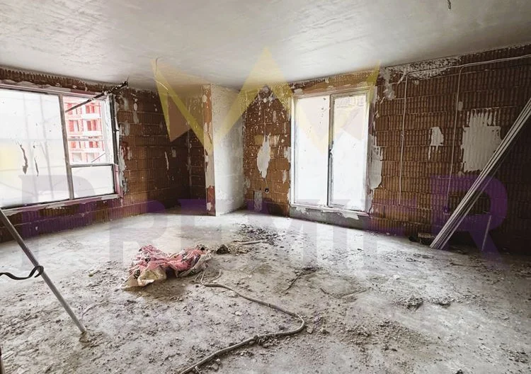 Тристаен апартамент в ж.к. Младост 4 - - снимка 1 - Имоти Премиер