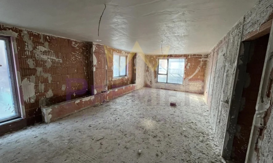 Тристаен апартамент в ж.к. Младост 4 -  - снимка 1 - Имоти Премиер