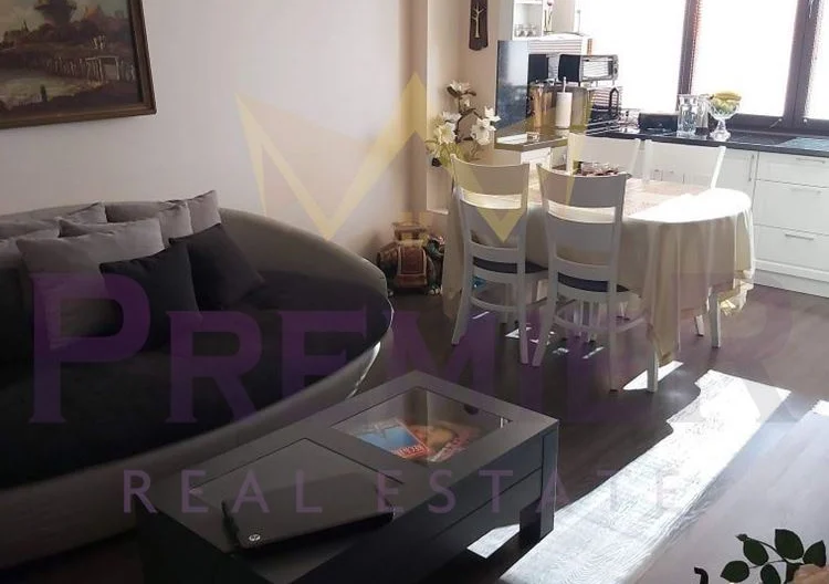 Тристаен апартамент в ж.к. Надежда 2 - - снимка 1 - Имоти Премиер