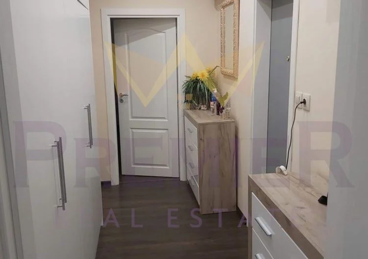 Тристаен апартамент в ж.к. Надежда 2 - - снимка 5 - Имоти Премиер