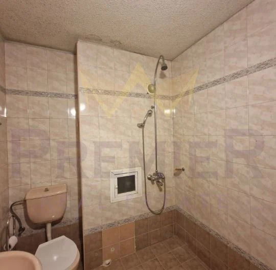 Тристаен апартамент в ж.к. Разсадника -  - снимка 8 - Имоти Премиер