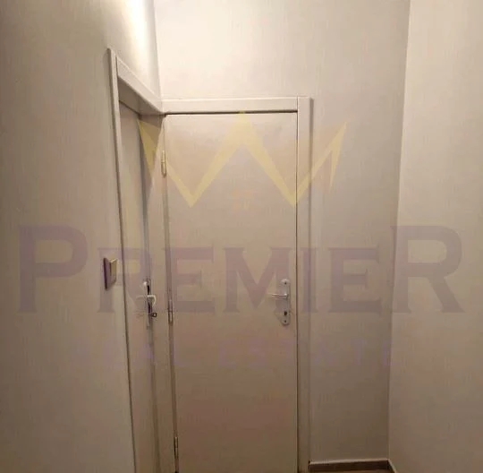 Тристаен апартамент в ж.к.Толстой - - снимка 7 - Имоти Премиер