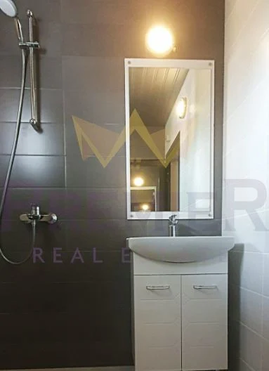 ТРИСТАЕН АПАРТАМЕНТ, ВИНС - - снимка 9 - Имоти Премиер