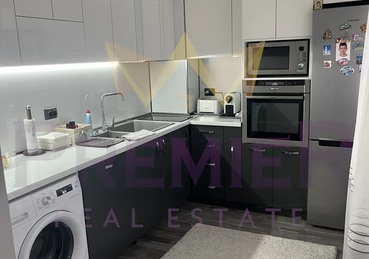 Тристаен апартамент за продажна - - снимка 3 - Имоти Премиер