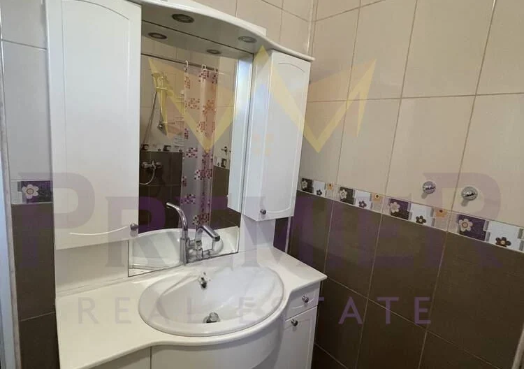 Тристаен апартамент зад хотел Тримонциум -  - снимка 11 - Имоти Премиер