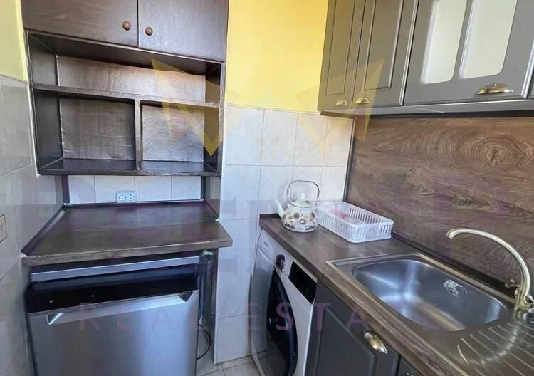 Тристаен апартамент зад хотел Тримонциум -  - снимка 4 - Имоти Премиер