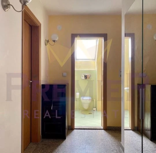 Тристаен апартамент жк. Хаджи Димитър -  - снимка 14 - Имоти Премиер