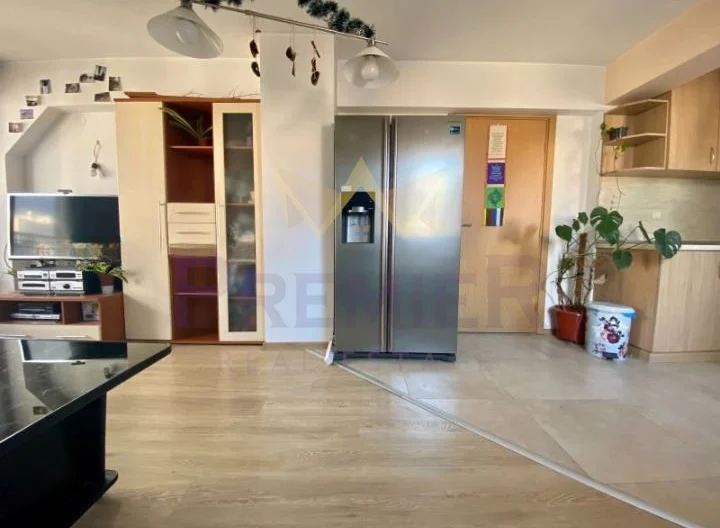 Тристаен апартамент жк. Хаджи Димитър -  - снимка 3 - Имоти Премиер