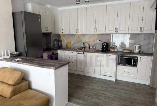 Агенция за недвижими имоти - Имоти Премиер - имот - 1240979, Цена: 700 EUR