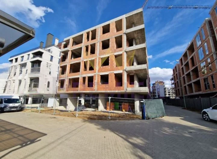 Тристаен апартамент жк. Кръстова вада -  - снимка 5 - Имоти Премиер