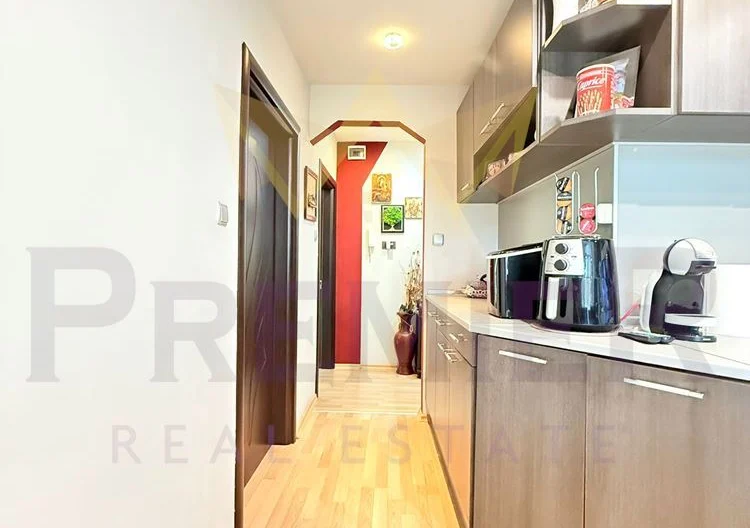 Тристаен Апартамент  ж.к. Владиславово Варна -  - снимка 4 - Имоти Премиер